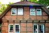 Fachwerkhaus in Hamburg-Neugraben aus 1989, Vollkeller, ca. 160 m² Wohnfläche, ca. 860 m² Grundstück - Poolansicht