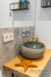 Gäste-WC - Hochwertige 3 Zi.-Whg. in 23747 Dahme, 1OG. Top Zustand, sofort bezugsfertig, Balkon, Carport uvm.