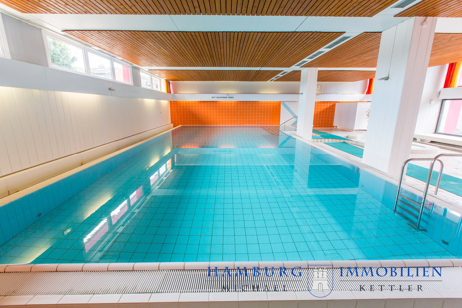 Schwimmbad