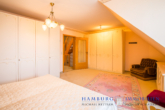Schlafzimmer 2 - Preiswerte und gepflegte Doppelhaushälfte aus 1985 auf Erbpacht bis 2078 in 24558 Henstedt-Ulzburg