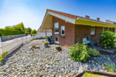 Garten vorne - Scandinavischer EBK Bungalow auf ca. 792m² Traum-Grundstück in 23747 Dahme