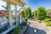 Garten seitlich - Scandinavischer EBK Bungalow auf ca. 792m² Traum-Grundstück in 23747 Dahme