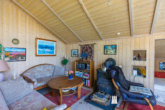 Wohnraum mit zusätzlichen Alkoven Schlafplatz - Scandinavischer EBK Bungalow auf ca. 792m² Traum-Grundstück in 23747 Dahme