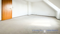 Schlafzimmer - Doppelhaushälfte – ca. 109 m² Wohnfläche – ca. 647 m² Grundstück – in 24558 Henstedt-Ulzburg