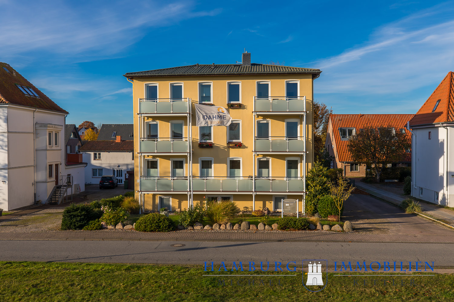 Frontansicht Altbau