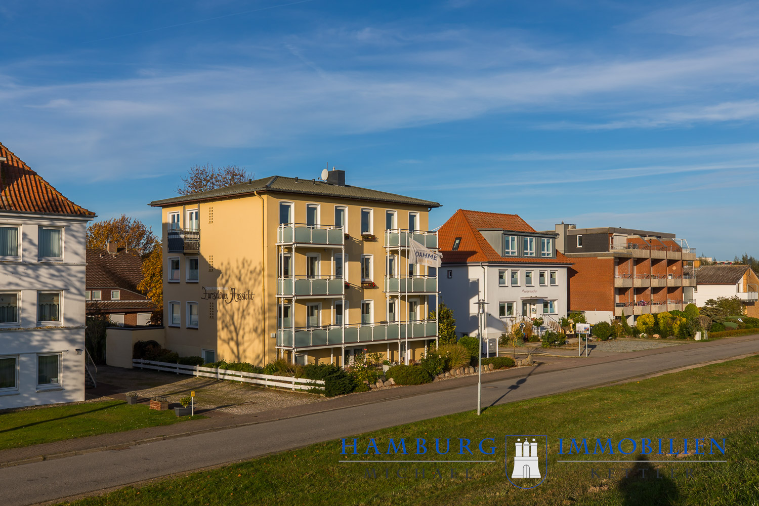 Frontansicht Altbau