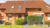 Haus vorne - Ostsee genießen: Strandnahes Mittelreihenhaus mit Terrasse, Garten und Stellplatz in 23747 Dahme