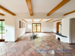 Wohnzimmer - 3-Familienhaus – BJ 1999 – Eignerwohnung, 4 Zimmer, sofort beziehbar – 30-er Zone in 25436 Tornesch