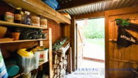 Gartengeräte - 3-Familienhaus – BJ 1999 – Eignerwohnung, 4 Zimmer, sofort beziehbar – 30-er Zone in 25436 Tornesch
