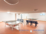 Tischtennisraum - Moderne Ferienwohnung 38 m², Schwimmbad, Balkon ins grüne ☀️, überdachter Stellplatz, Haus Berolina
