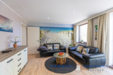 EG: Wohnbereich - Drei Häuser, 10 Apartments, Palmengarten, ca. 1.498 m² Grundst., gepflegte Anlage, in 23747 Dahme