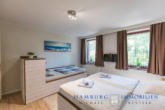 EG. Schlafzimmer 2. - Drei Häuser, 10 Apartments, Palmengarten, ca. 1.498 m² Grundst., gepflegte Anlage, in 23747 Dahme